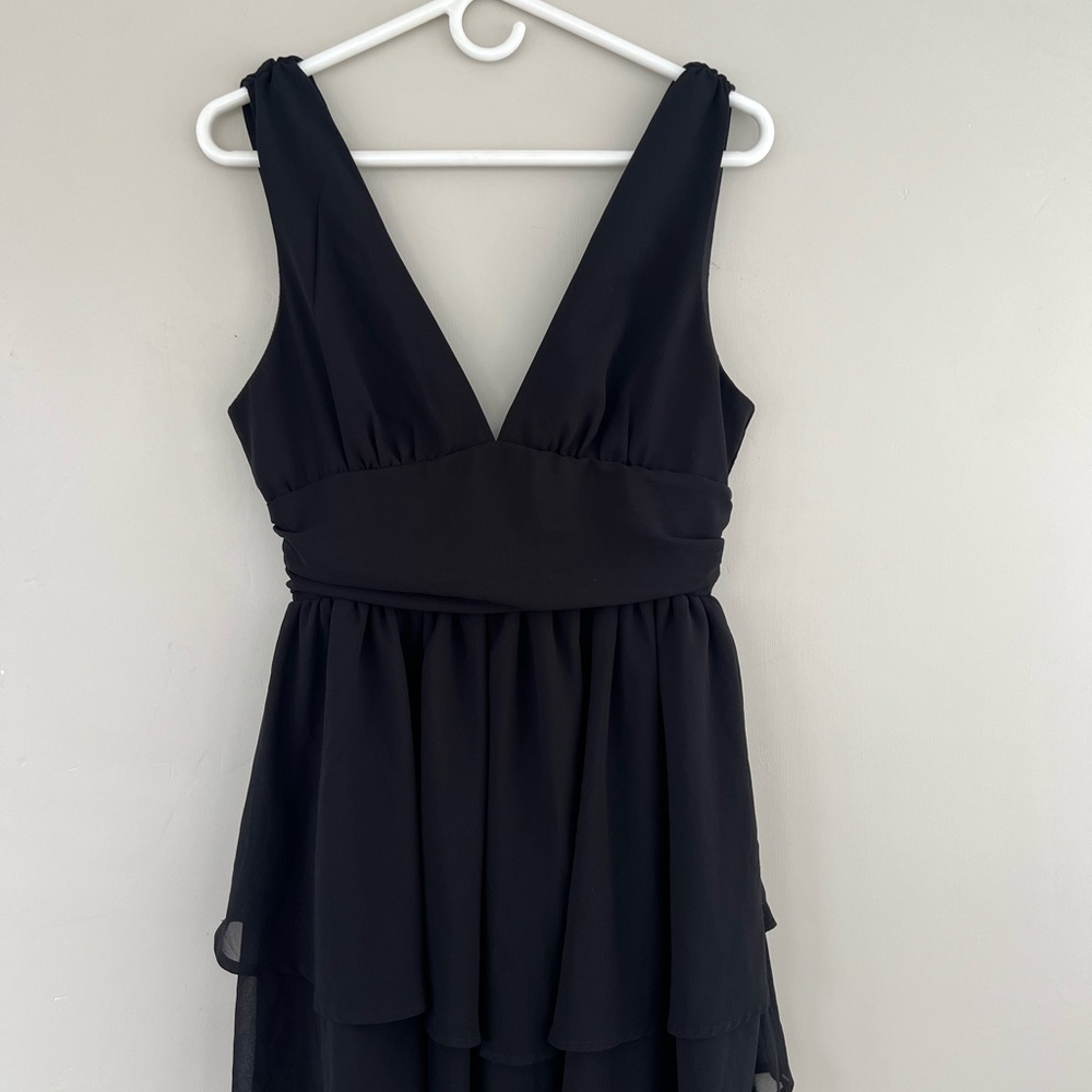 SHEIN Black V-Neck Layered Chiffon Dress
